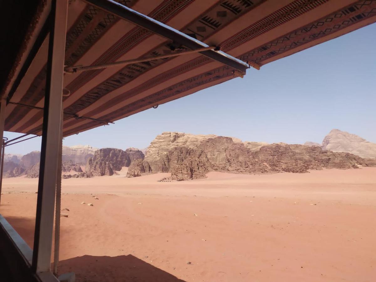 Omar Ghazi Camp Hotel Wadi Rum Exterior foto